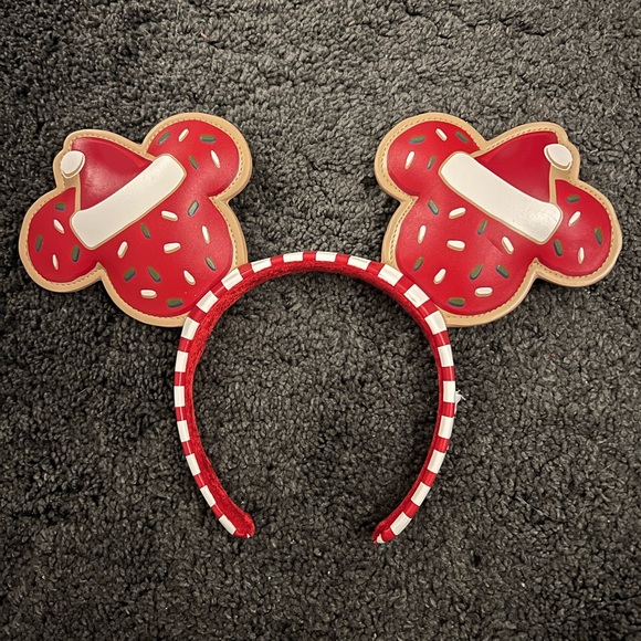 Disney Mickey Cookie Ears - Picture 1 of 1